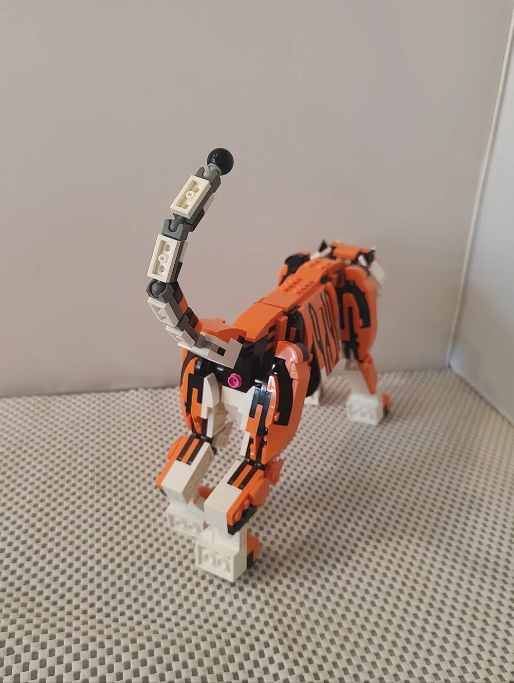 LEGO Creator 31129 Majestic Tiger Building Set As Shown